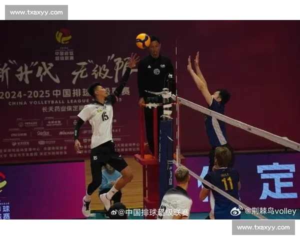 西安曲江竞技中心 1500 上演巅峰对决！中国男排鏖战土耳其男排